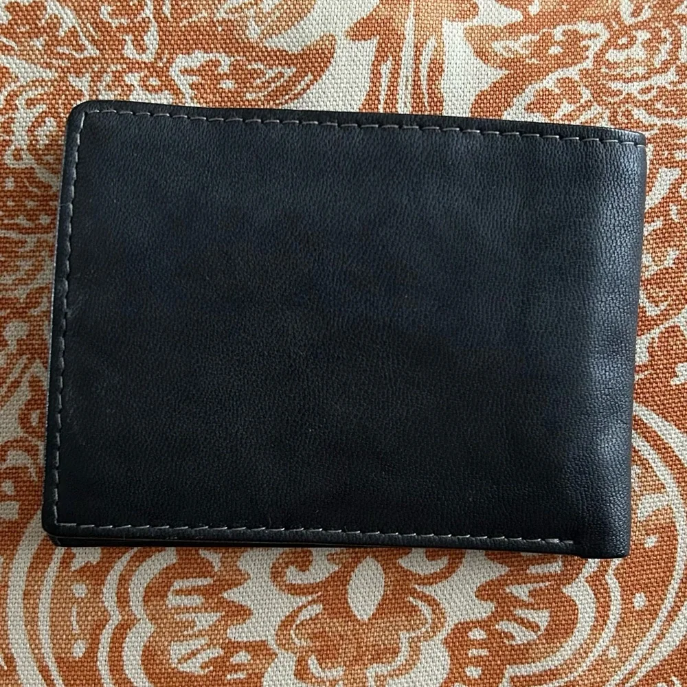 Men’s Steve Madden Genuine Leather Black Bifold Wallet RFID Protection